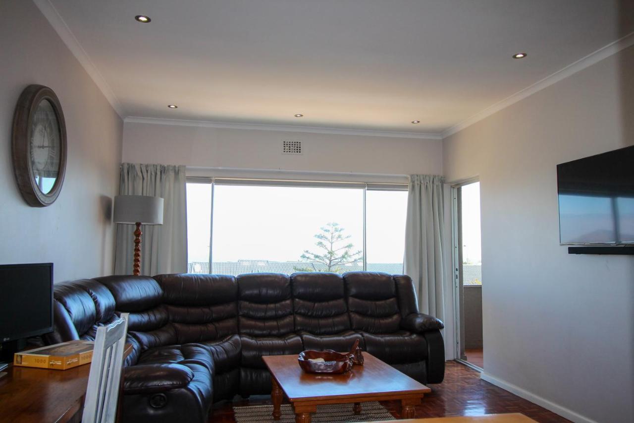 Westward Ho Apartment 13