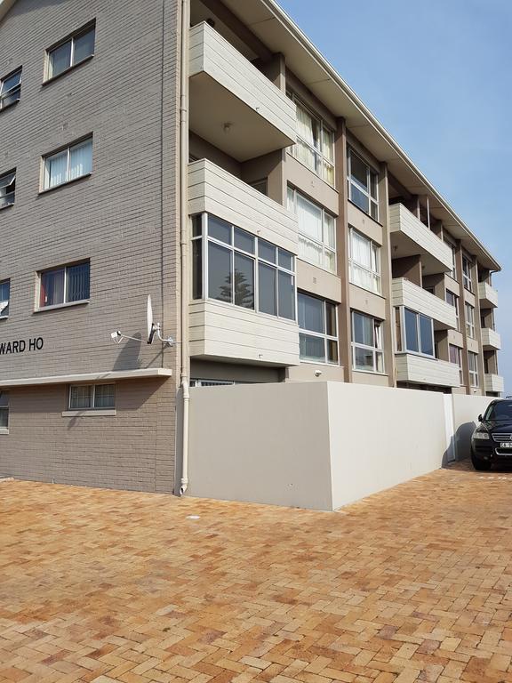 Westward Ho Apartment 13 Apartment Cape Town